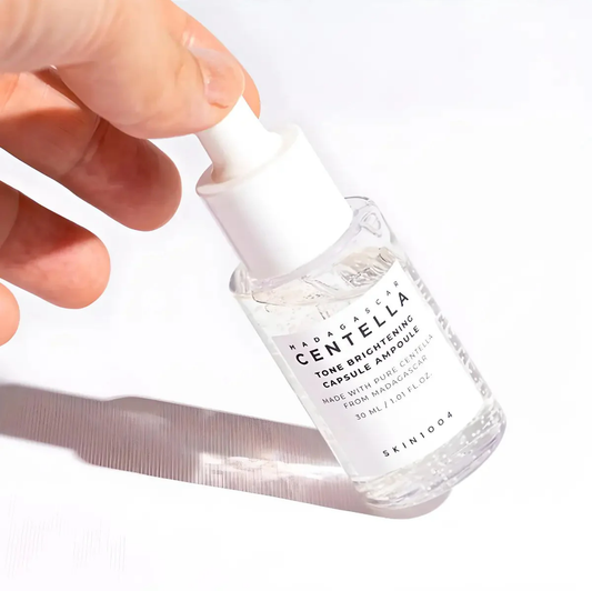 30 ml سيروم المدغشقر بخلاصة السينتيلا لتفتيح البشرة